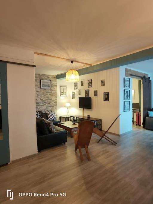 Grand T2 Esprit Loft Coeur De Ville Sète Esterno foto